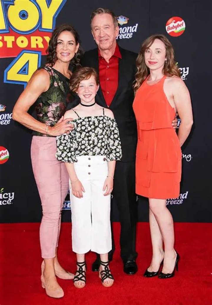 A Look At Tim Allens Married Life With Wife Jane Hajduk and His Kids ·