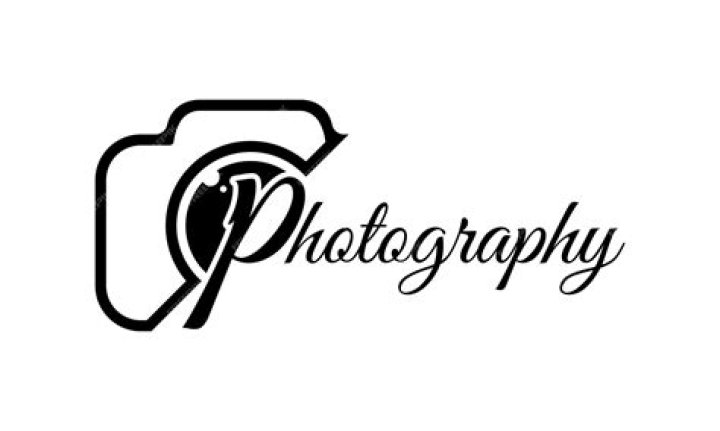 Art Designer, Photographer, and Family Legacy ·
