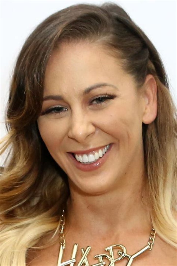 Cherie DeVille Height, Weight, Net Worth, Age, Birthday, Wikipedia, Who, Nationality, Biography ·
