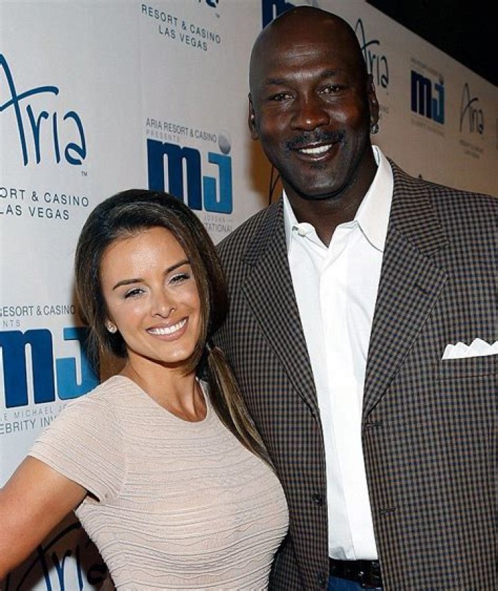 Husband, Kids, Net Worth, Family, Height, Ethnicity