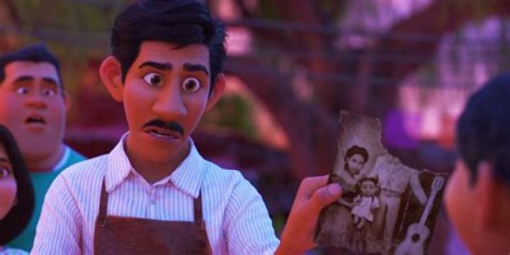 Marcela Basteri: Everything You Need To Know about Luis Miguels mom