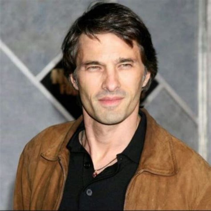 Olivier Martinez Height, Weight, Age, Net Worth, Wife