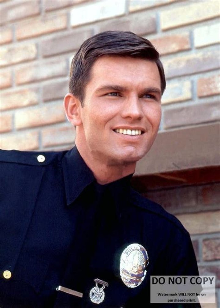 The Iconic Officer Jim Reed