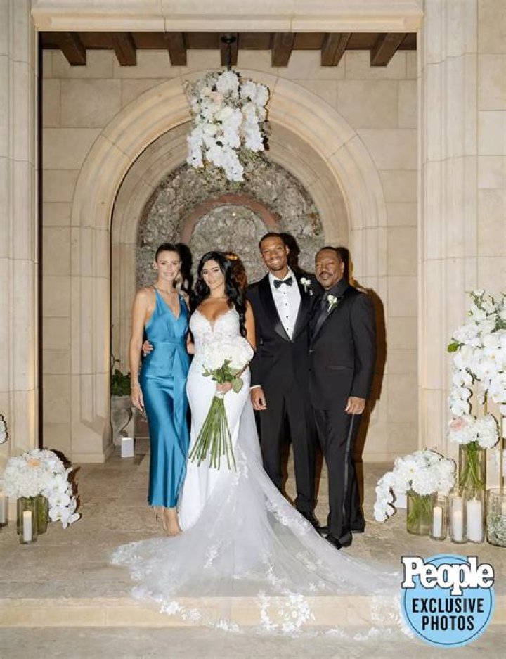 Uncovering The Life And Career Of Eddie Murphy's Current Wife