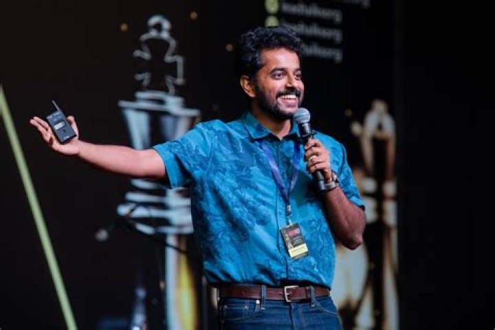 Unraveling The Mystery Of The Multi-Talented Comedian's Age