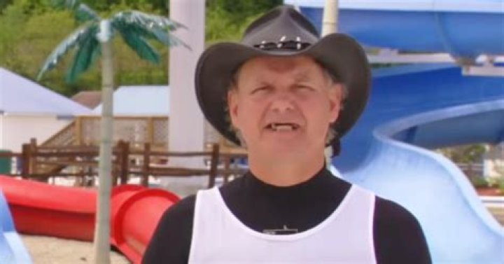 What Happened to the Turtleman? The Animal Planet Star Has Been Hospitalized |