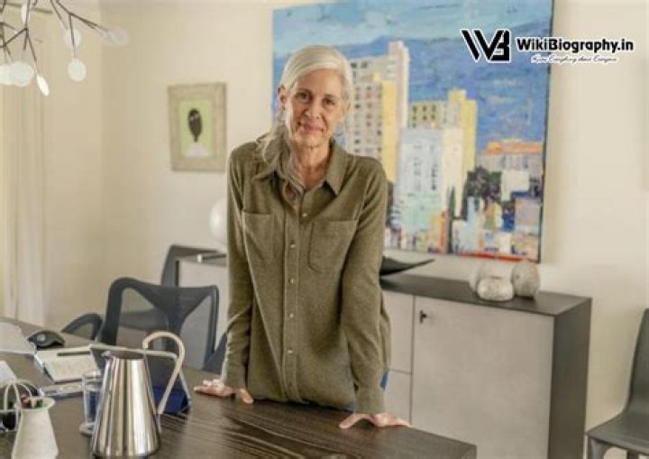 What Is Andi Owen Net Worth And Salary In 2023? ·