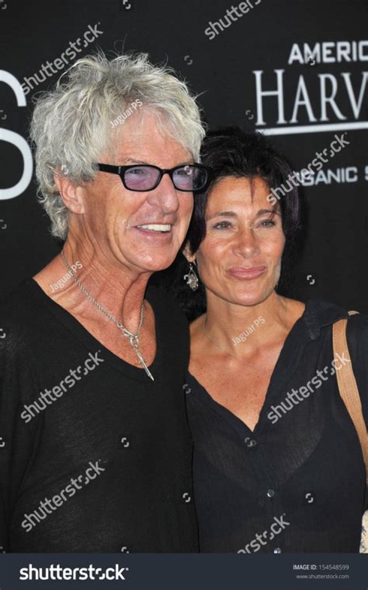 Who Is Lisa Cronin? Everything To Know About Kevin Cronin Wife ·