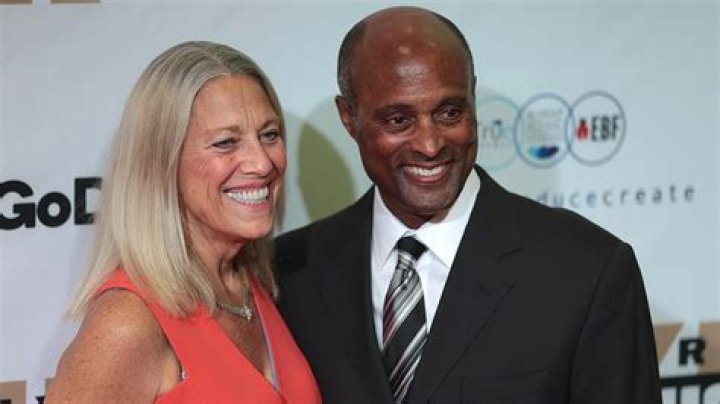 Who is Ray Andersons wife Buffie Anderson? ·