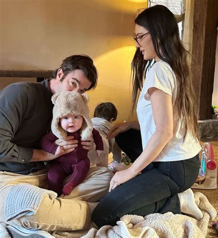 Who officiated John Mulaney's wedding? ·